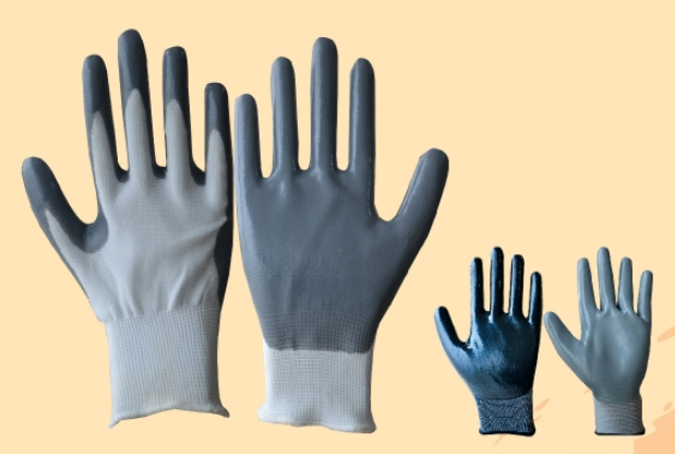 Nitrile coated working gloves