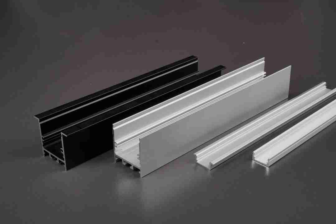 Aluminum decorative trims